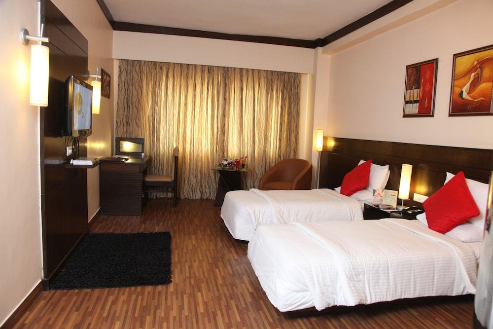 Hotel Pal Heights Bhubaneswar Eksteriør bilde