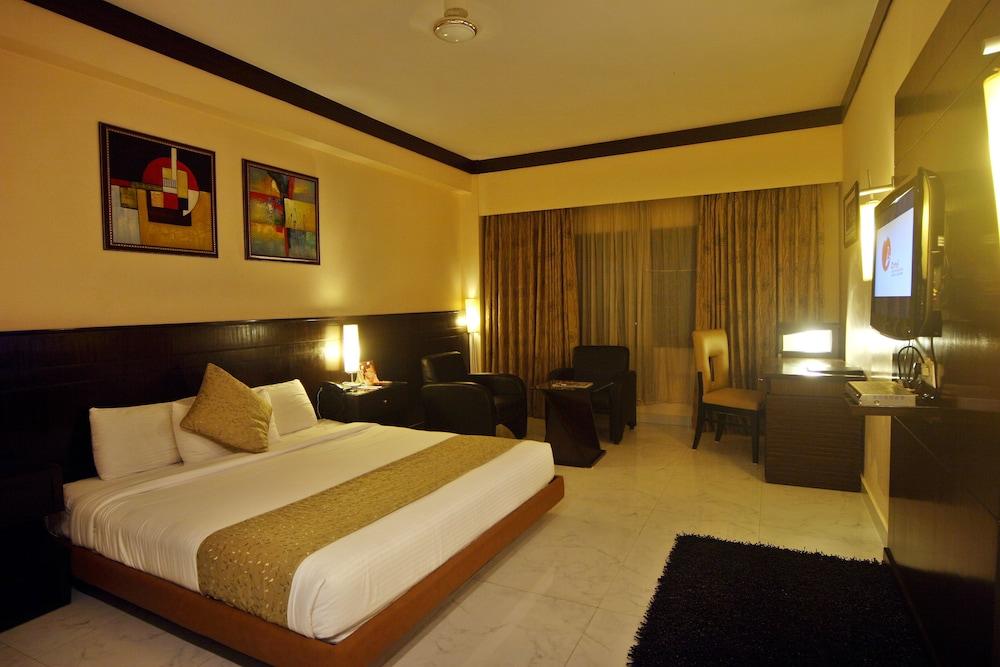 Hotel Pal Heights Bhubaneswar Eksteriør bilde