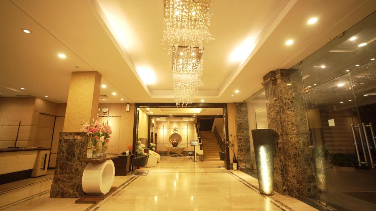 Hotel Pal Heights Bhubaneswar Eksteriør bilde