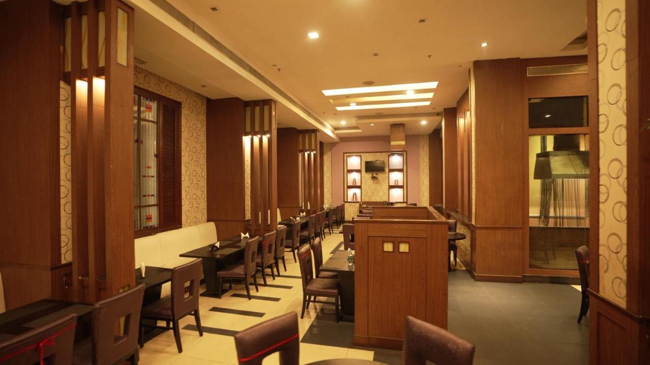 Hotel Pal Heights Bhubaneswar Eksteriør bilde