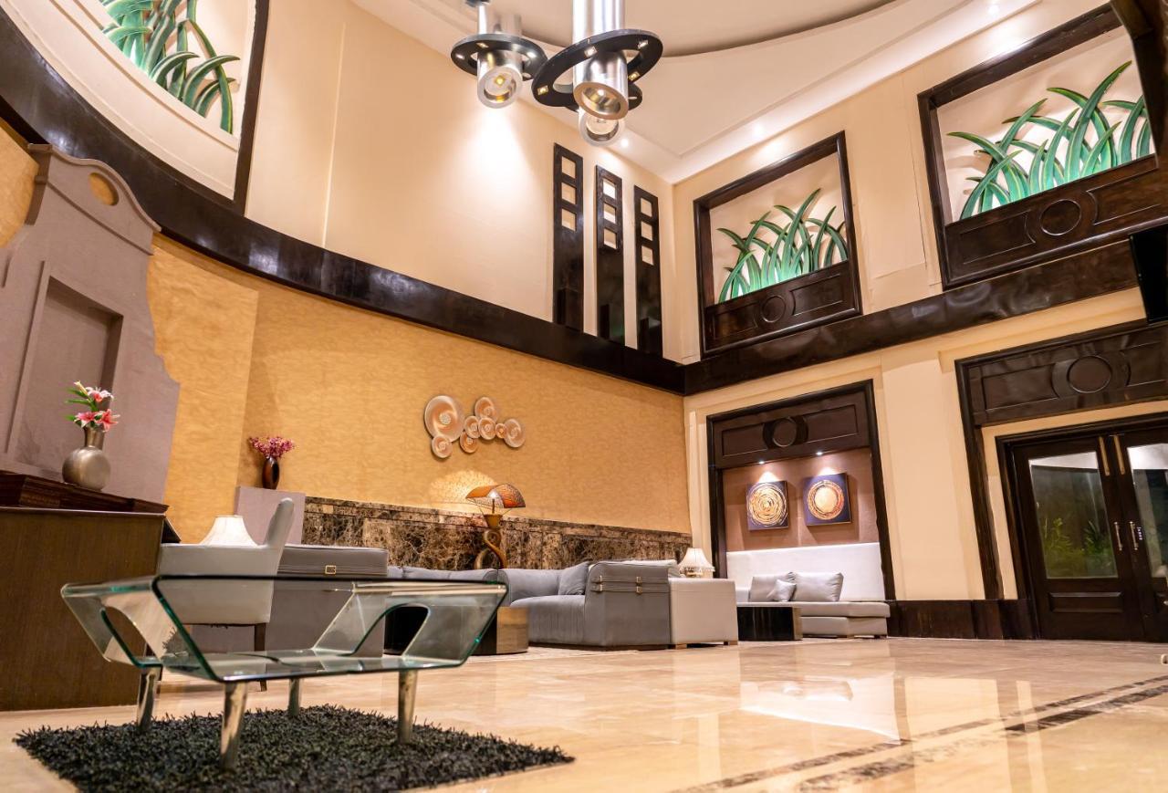 Hotel Pal Heights Bhubaneswar Eksteriør bilde