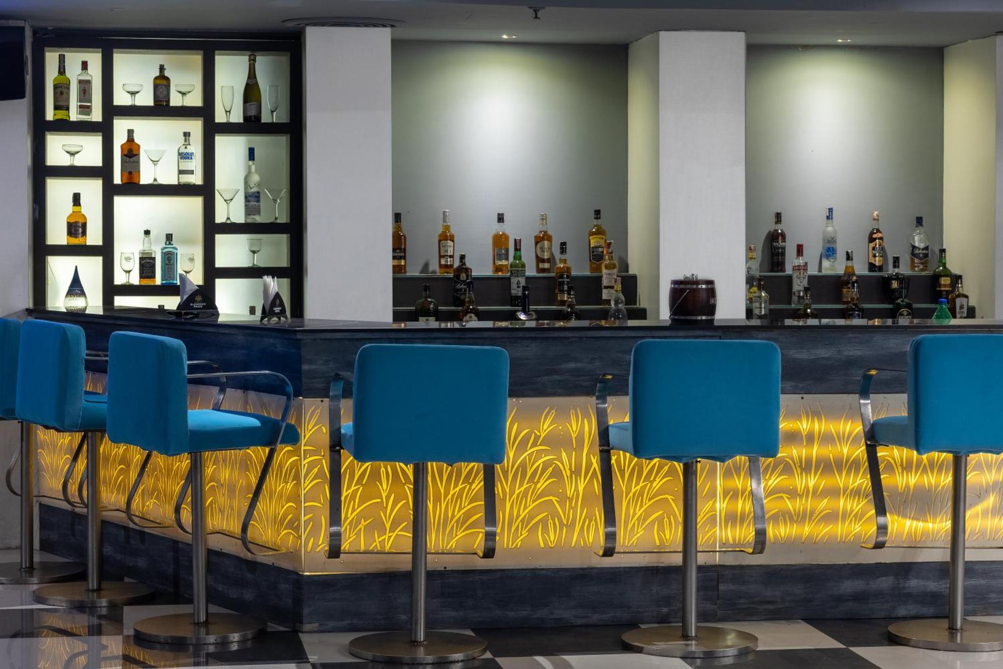 Hotel Pal Heights Bhubaneswar Eksteriør bilde