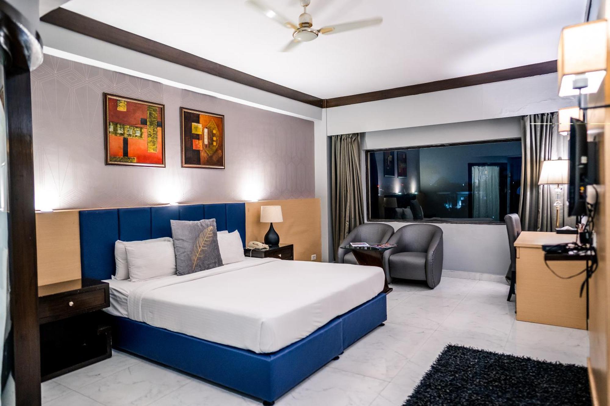 Hotel Pal Heights Bhubaneswar Eksteriør bilde