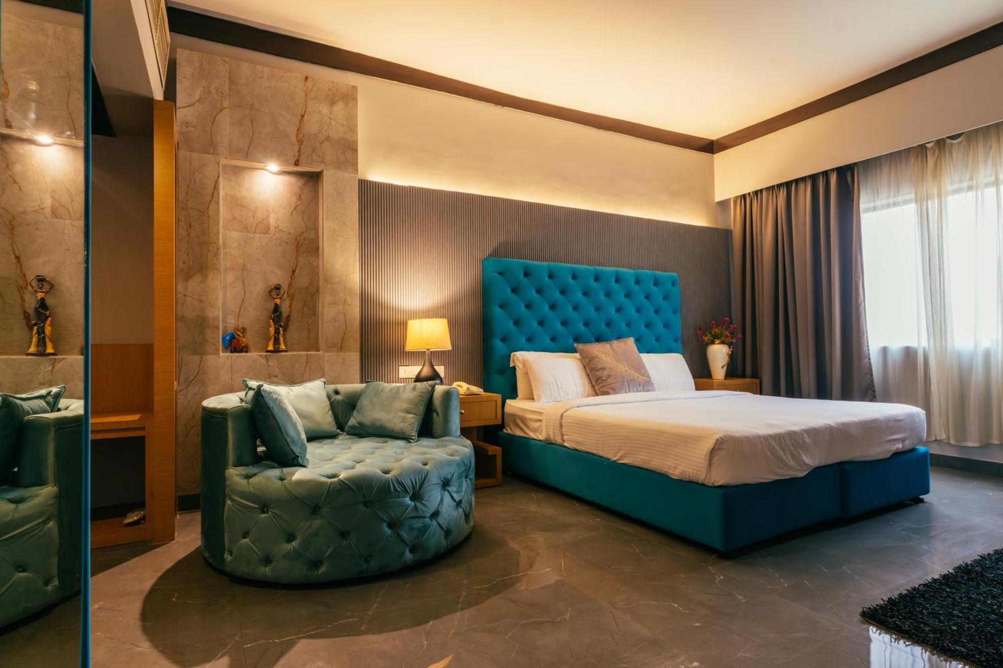 Hotel Pal Heights Bhubaneswar Eksteriør bilde