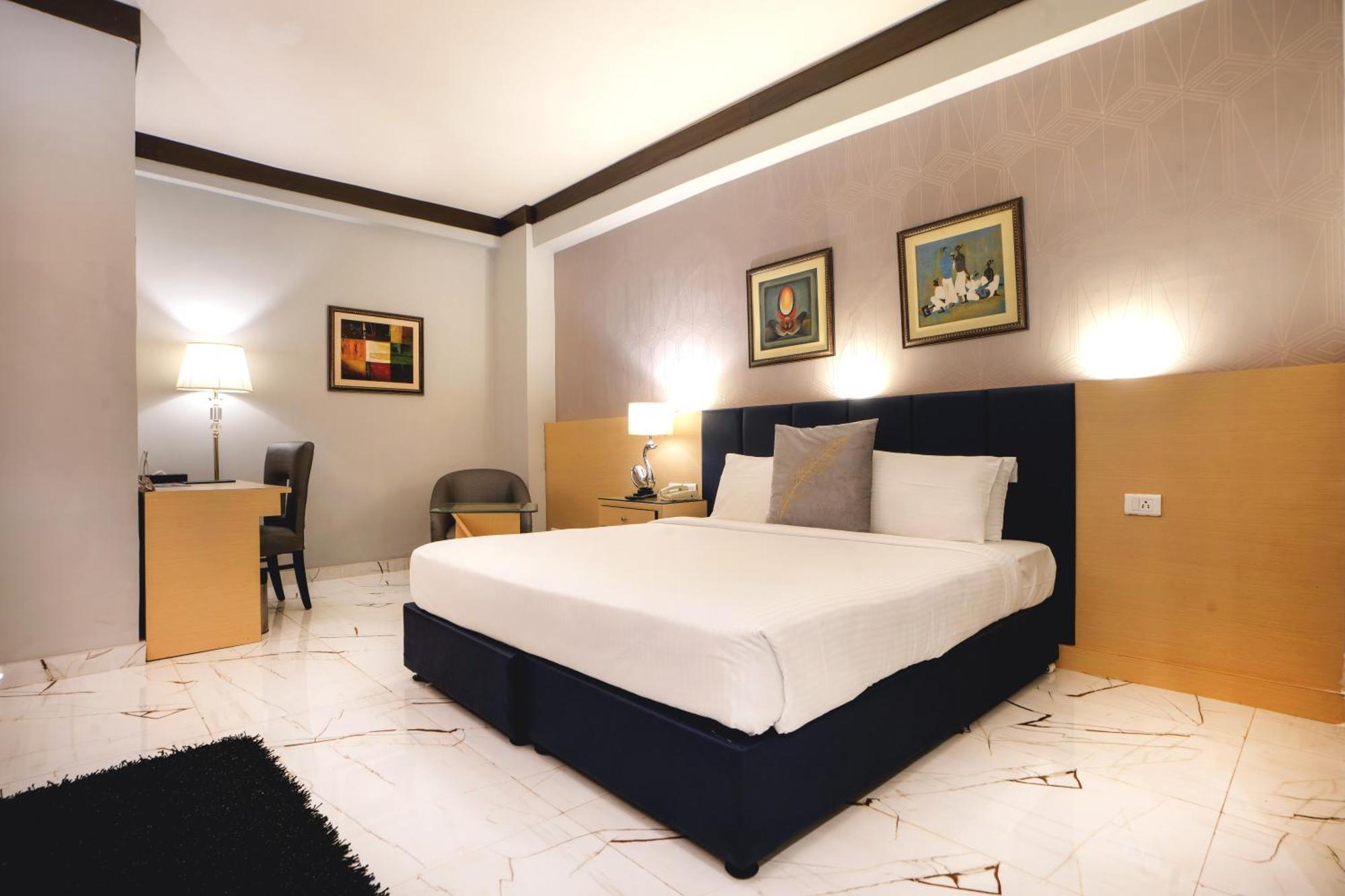 Hotel Pal Heights Bhubaneswar Eksteriør bilde