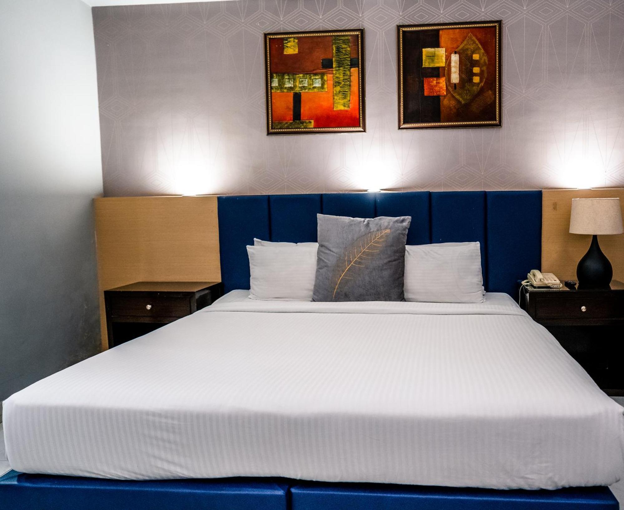 Hotel Pal Heights Bhubaneswar Eksteriør bilde